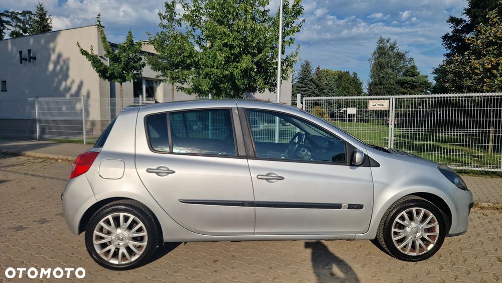 Renault Clio 1.5 dCi 85 FAP Dynamique - 2