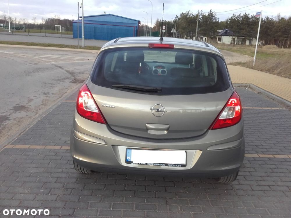 Opel Corsa - 12