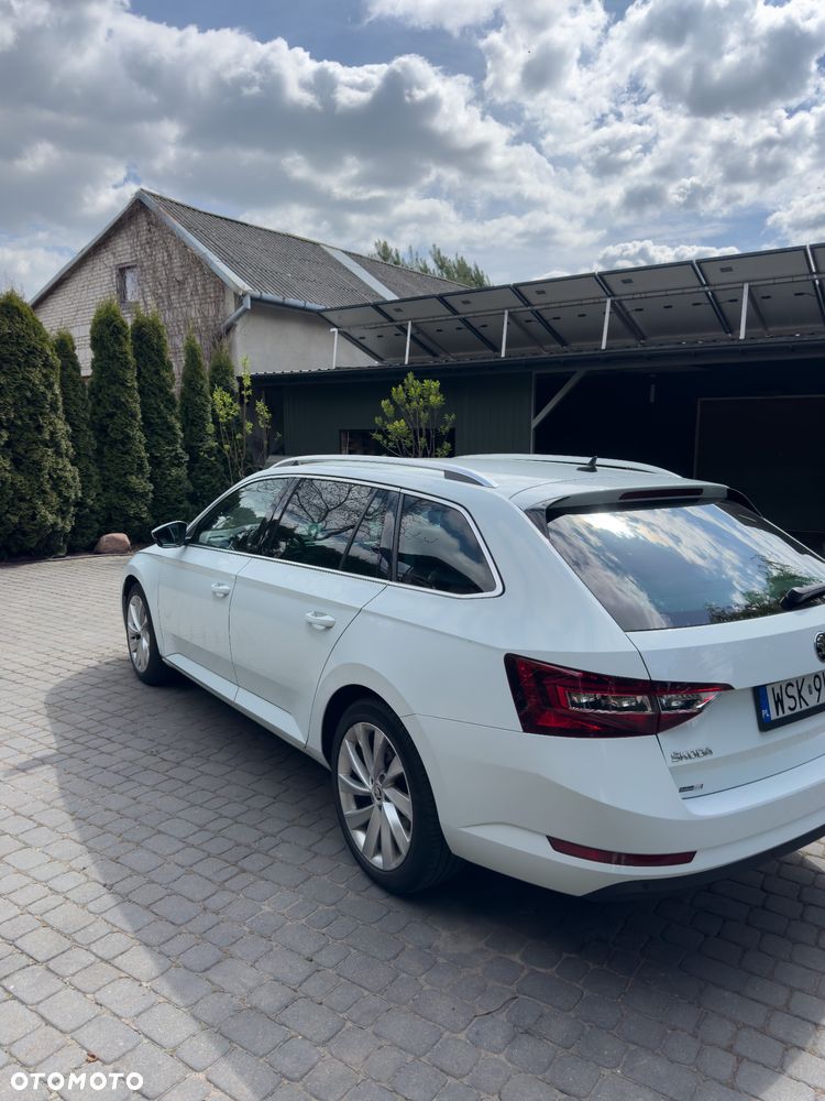 Skoda Superb 2.0 TDI Style DSG7 - 9