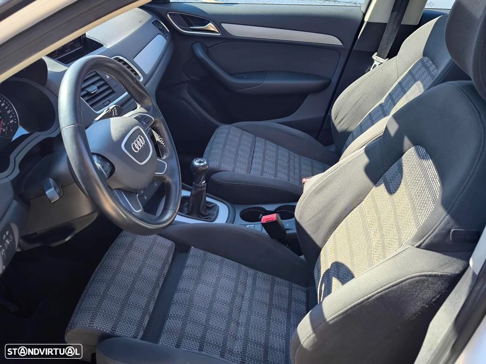 Audi Q3 2.0 TDI Sport Edition - 6