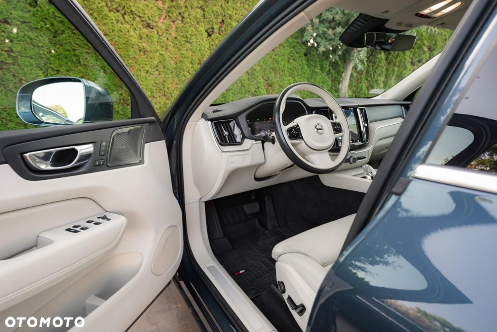 Volvo XC 60 B4 D AWD Inscription - 10