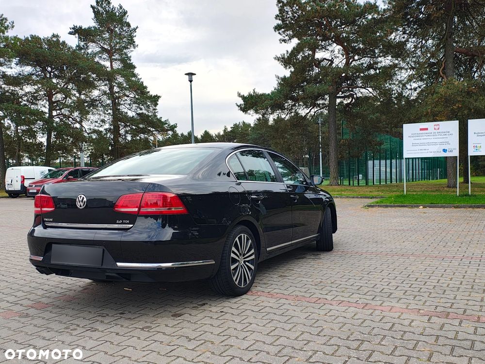 Volkswagen Passat 2.0 TDI Comfortline - 6