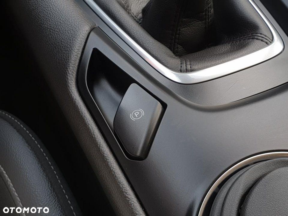 Ford Mondeo - 25