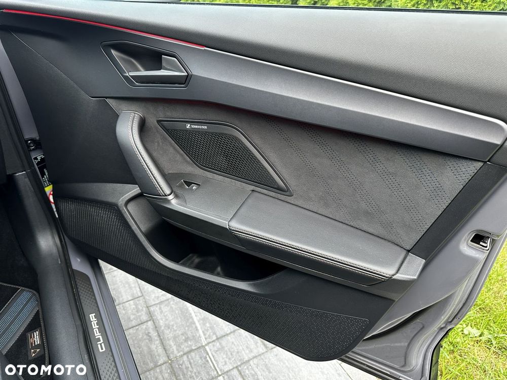 Cupra Formentor 1.5 eTSI DSG Tribe Edition - 30