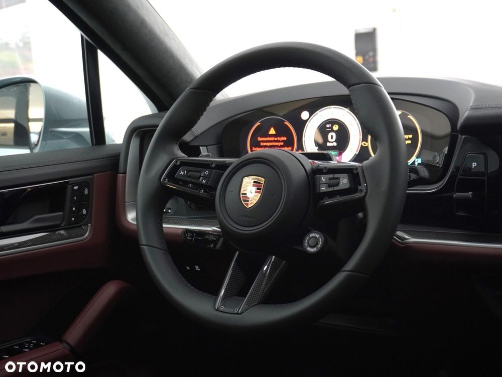 Porsche Cayenne E-Hybrid PHEV Black Edition - 36