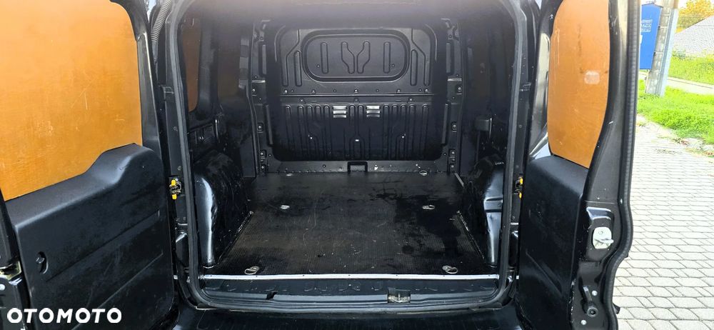 Fiat DOBLO - 11