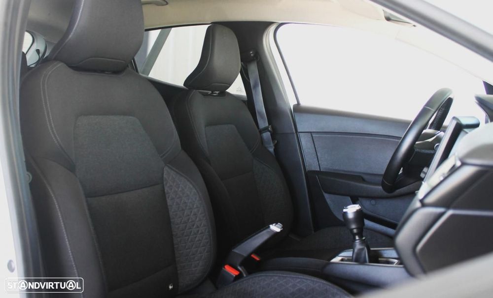 Renault Clio TCe 100 BUSINESS EDITION - 13