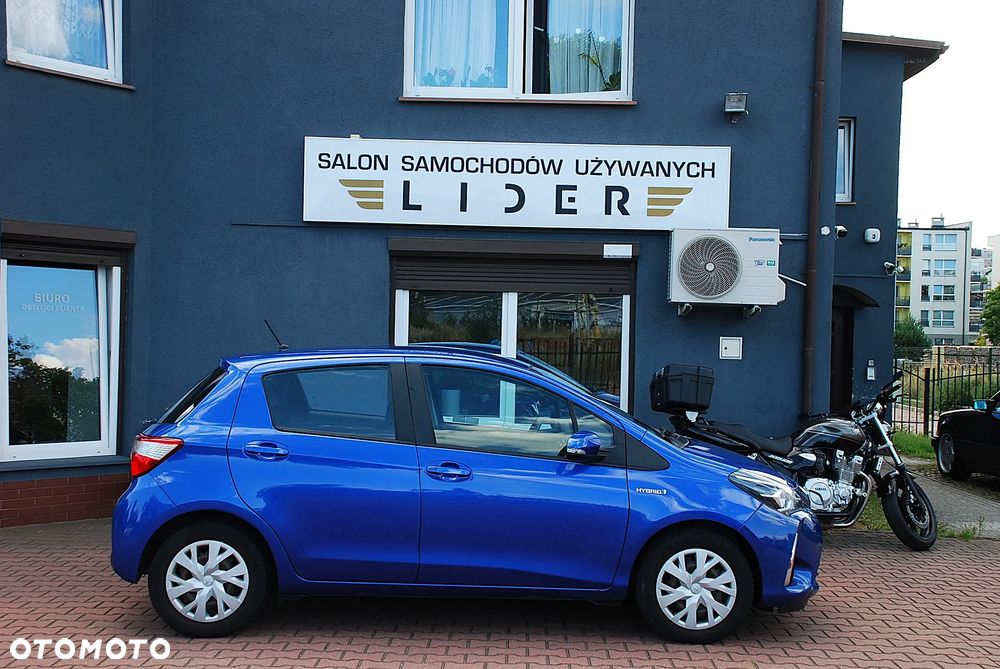 Toyota Yaris Hybrid 100 Life - 5