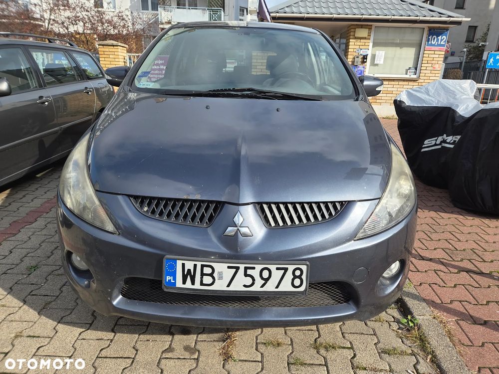 Mitsubishi Grandis - 17