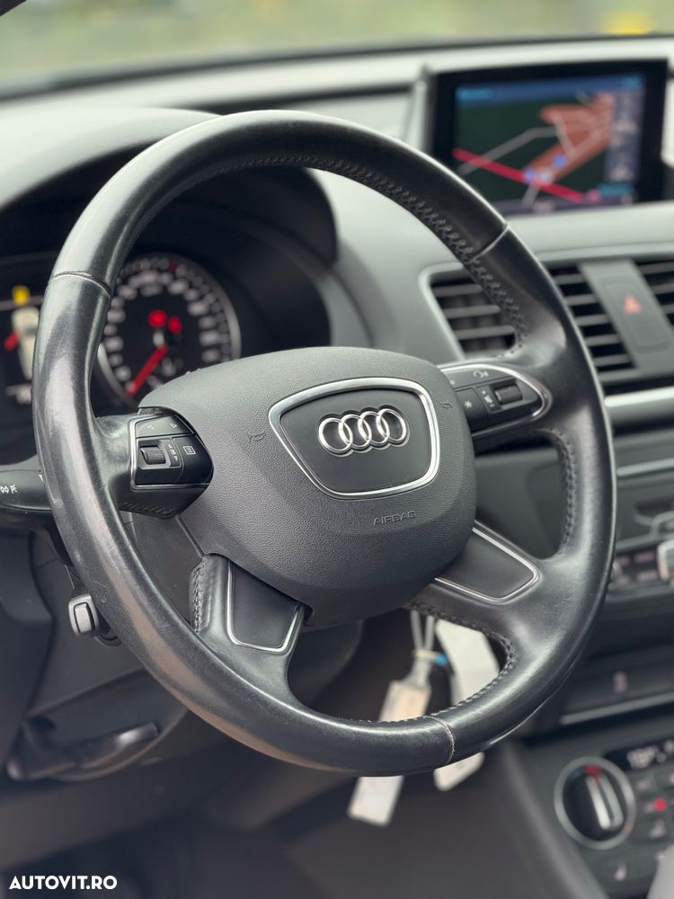 Audi Q3 2.0 TDI Design - 10