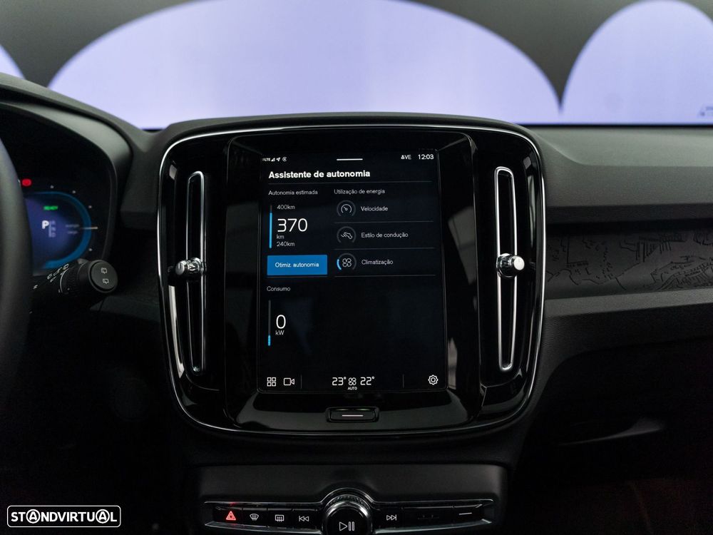 Volvo EX40 82 kWh Single Motor Extended Range Core - 36