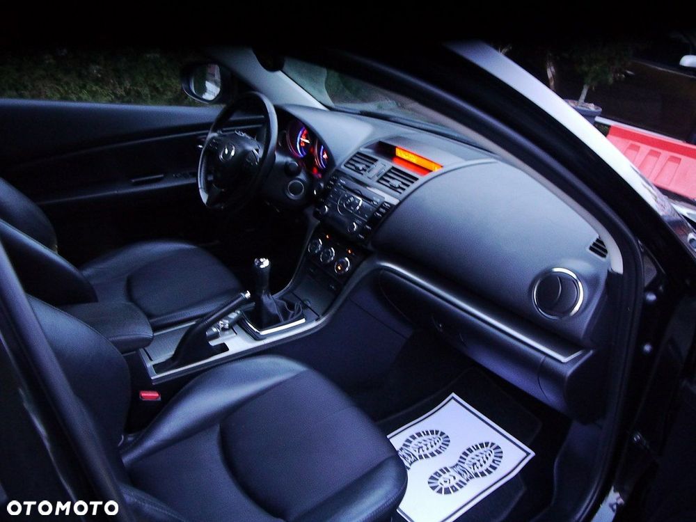Mazda 6 2.2 CD Exclusive + - 15
