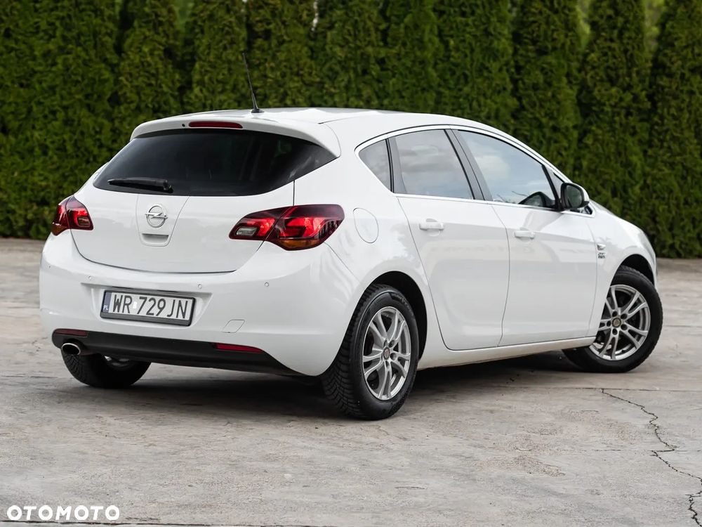 Opel Astra 1.4 Turbo - 13