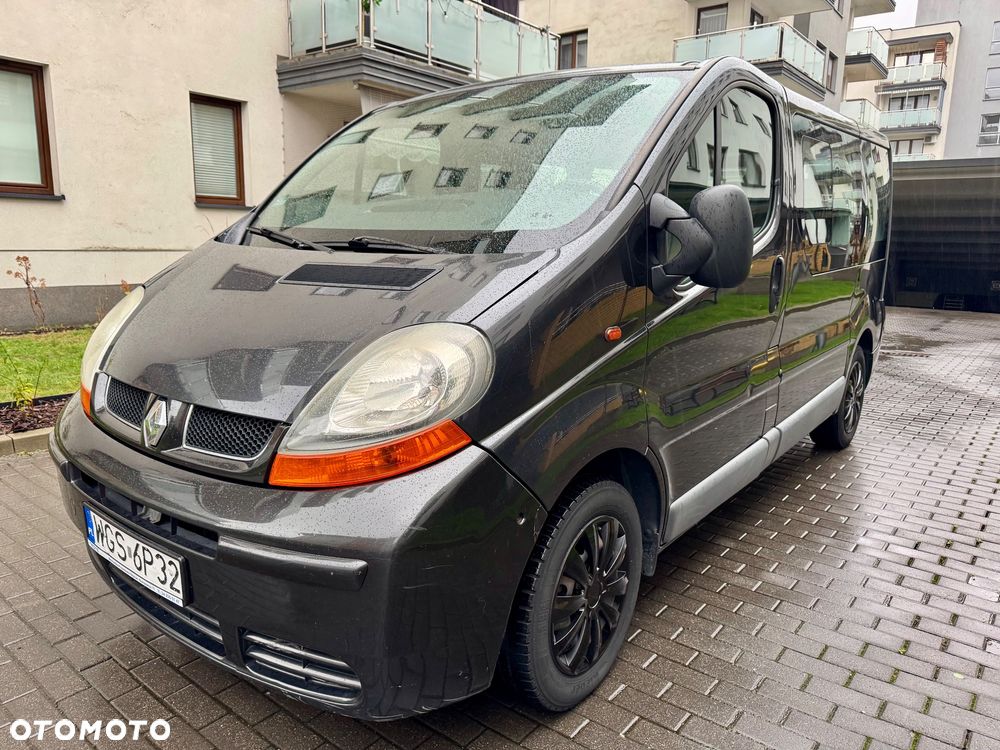 Renault Trafic dCi Passenger - 2