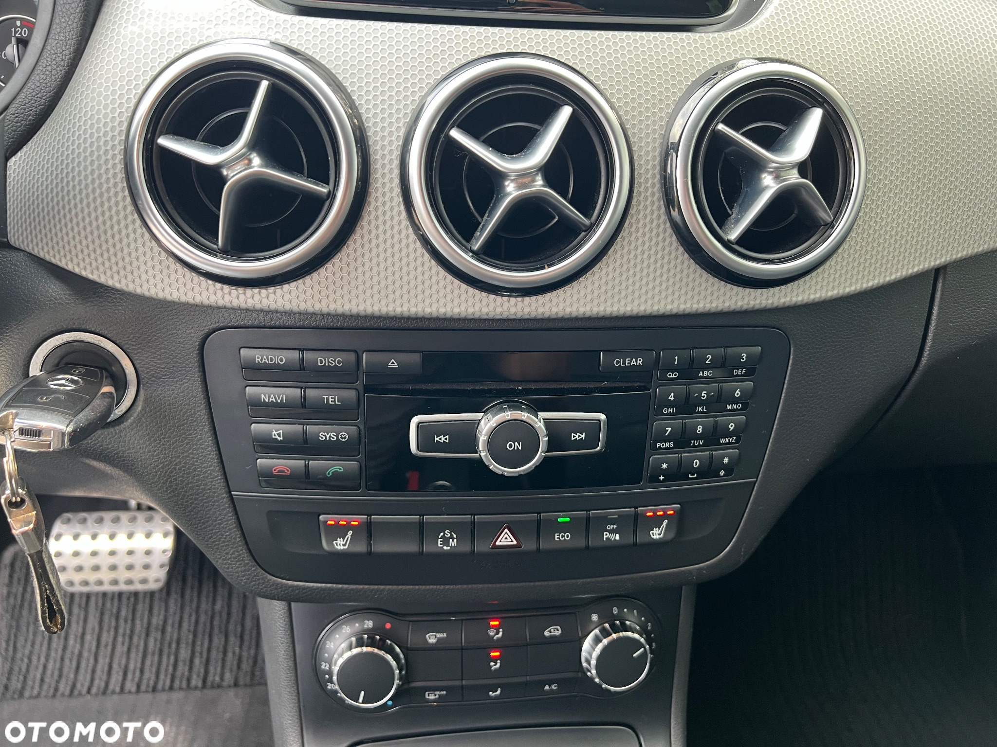 Mercedes-Benz Klasa B 180 CDI (BlueEFFICIENCY) 7G-DCT - 17
