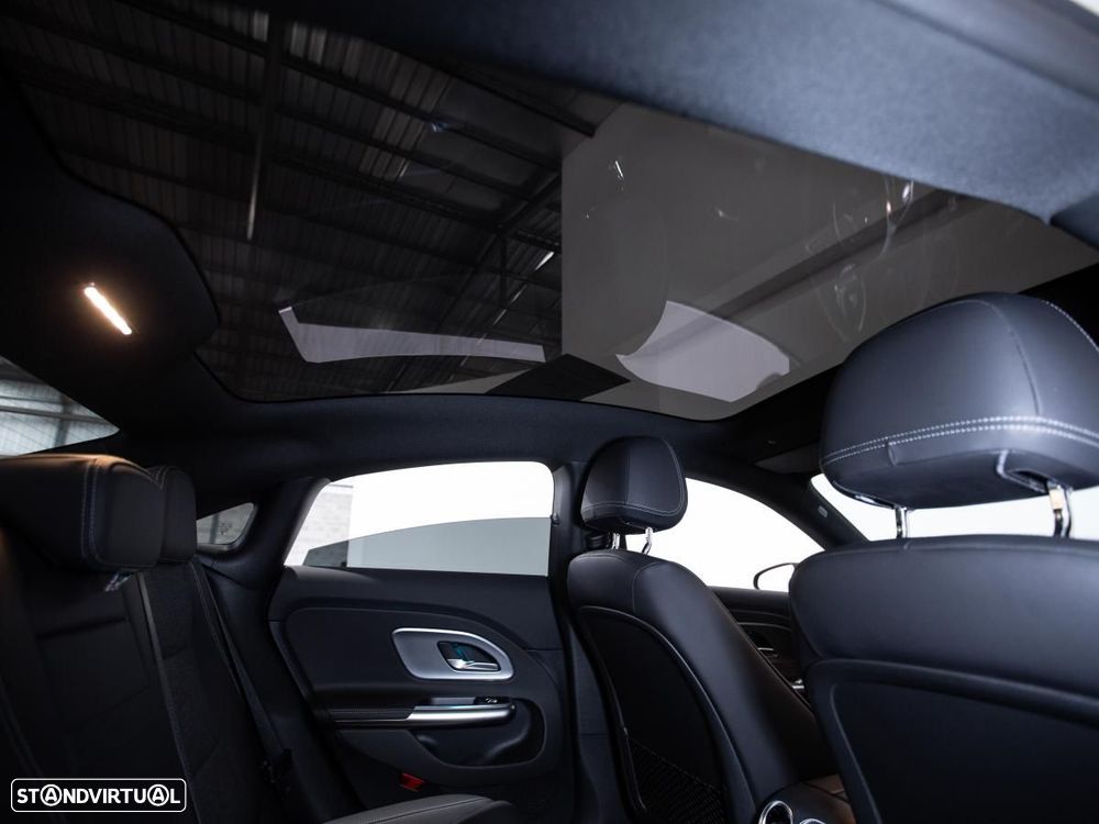 Mercedes-Benz CLA 200 EQ - 14