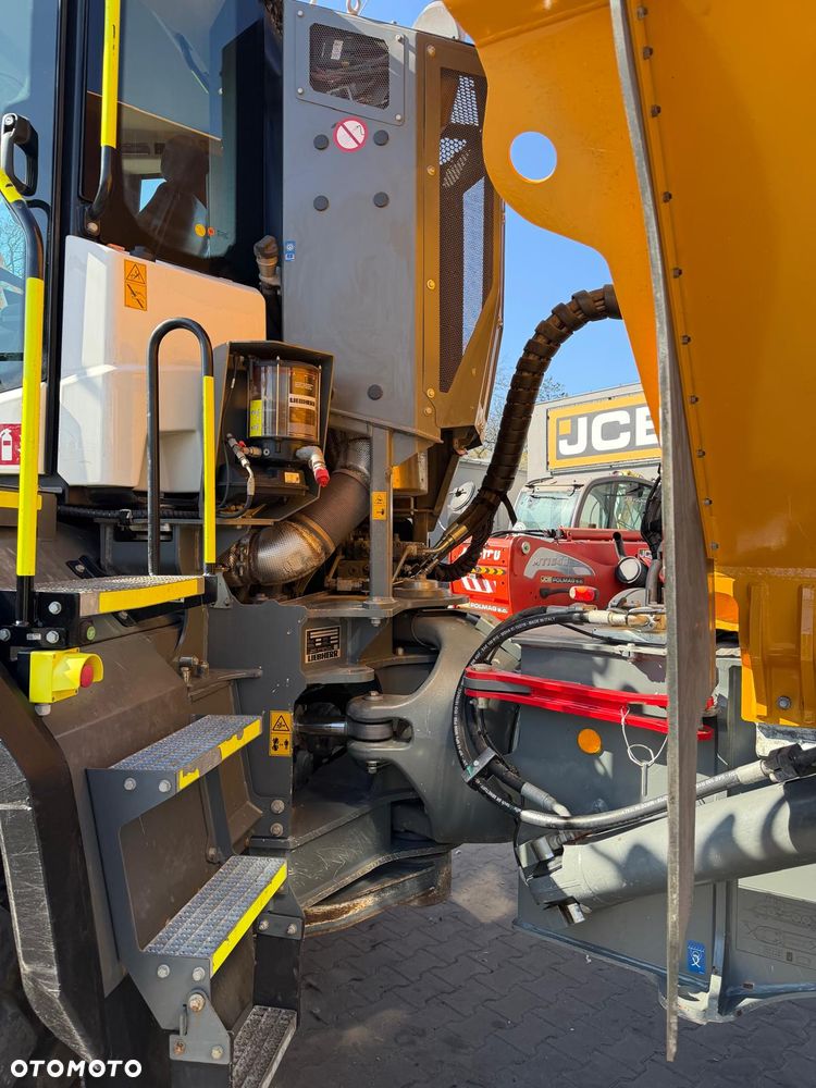 Liebherr TA230 Litronic - 7