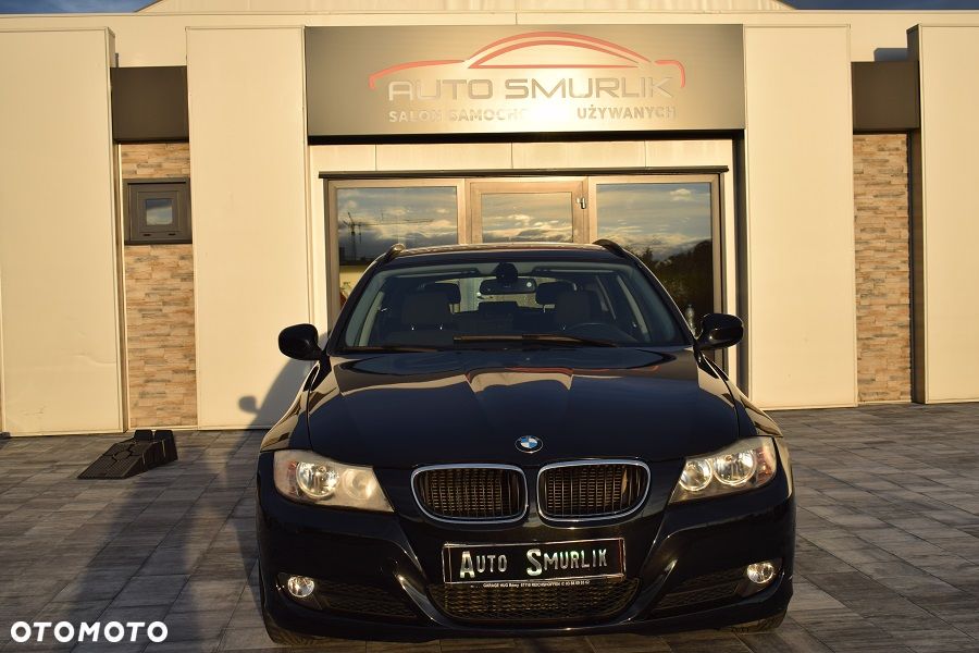 BMW Seria 3 318d DPF Edition Lifestyle - 23