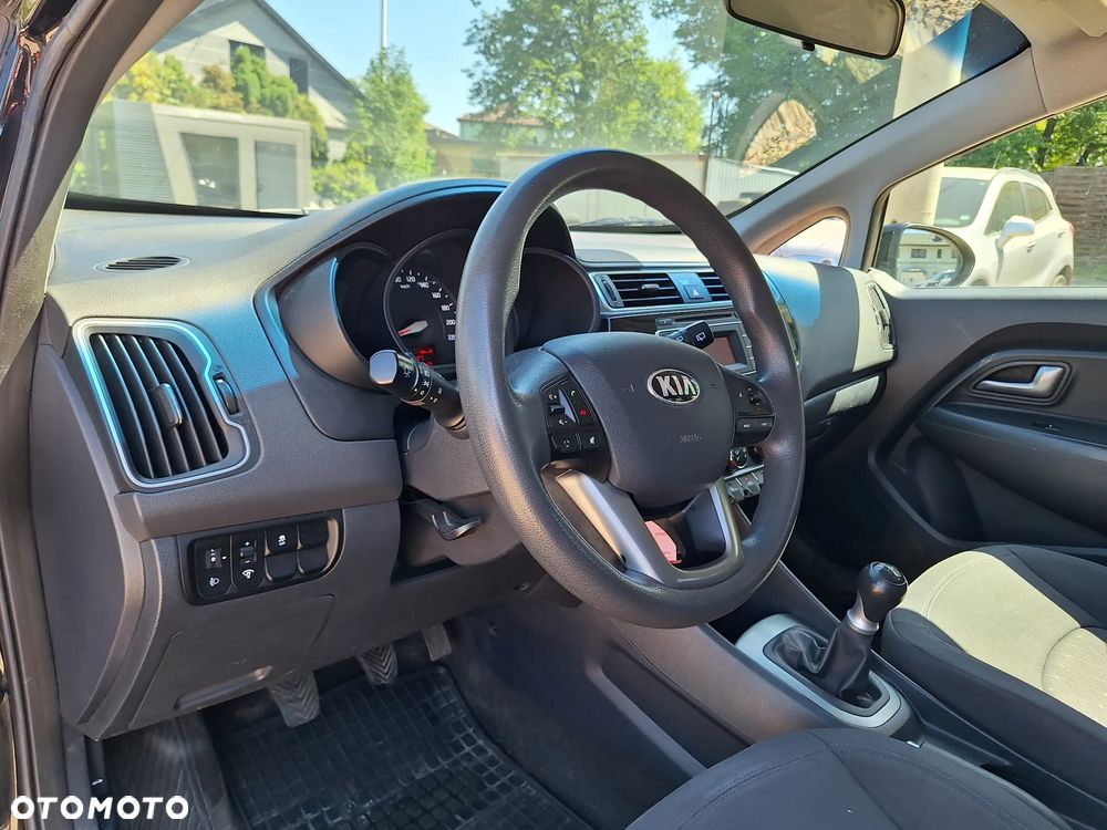 Kia Rio 1.2 Edition 7 - 17