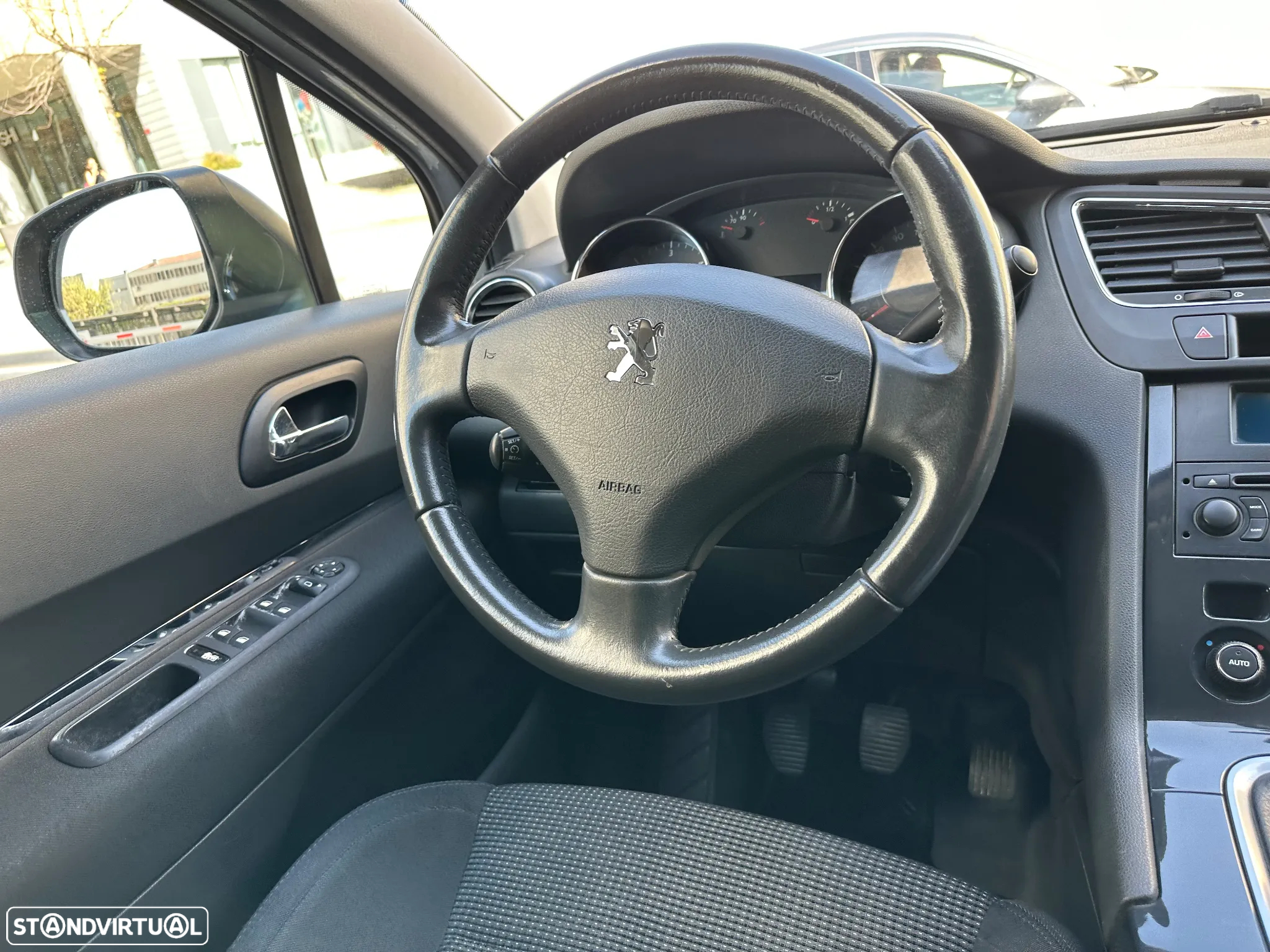 Peugeot 5008 1.6 HDi Executive - 31