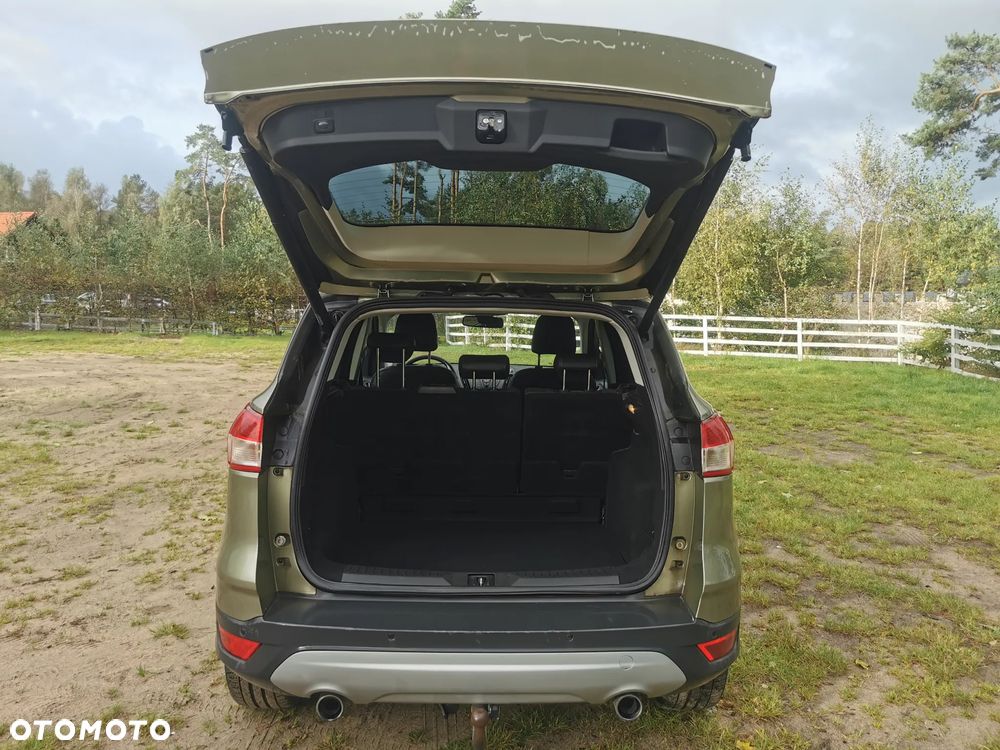 Ford Kuga 1.6 EcoBoost 2x4 Titanium - 7