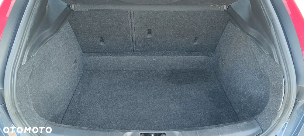Volvo V40 - 15