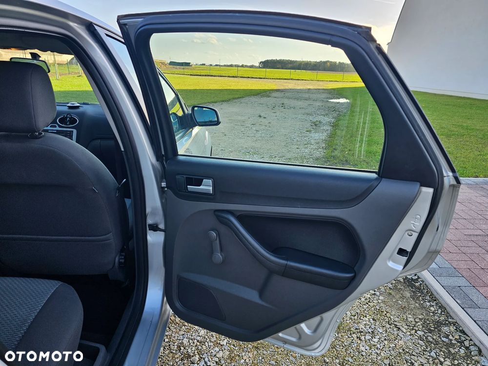 Ford Focus - 14
