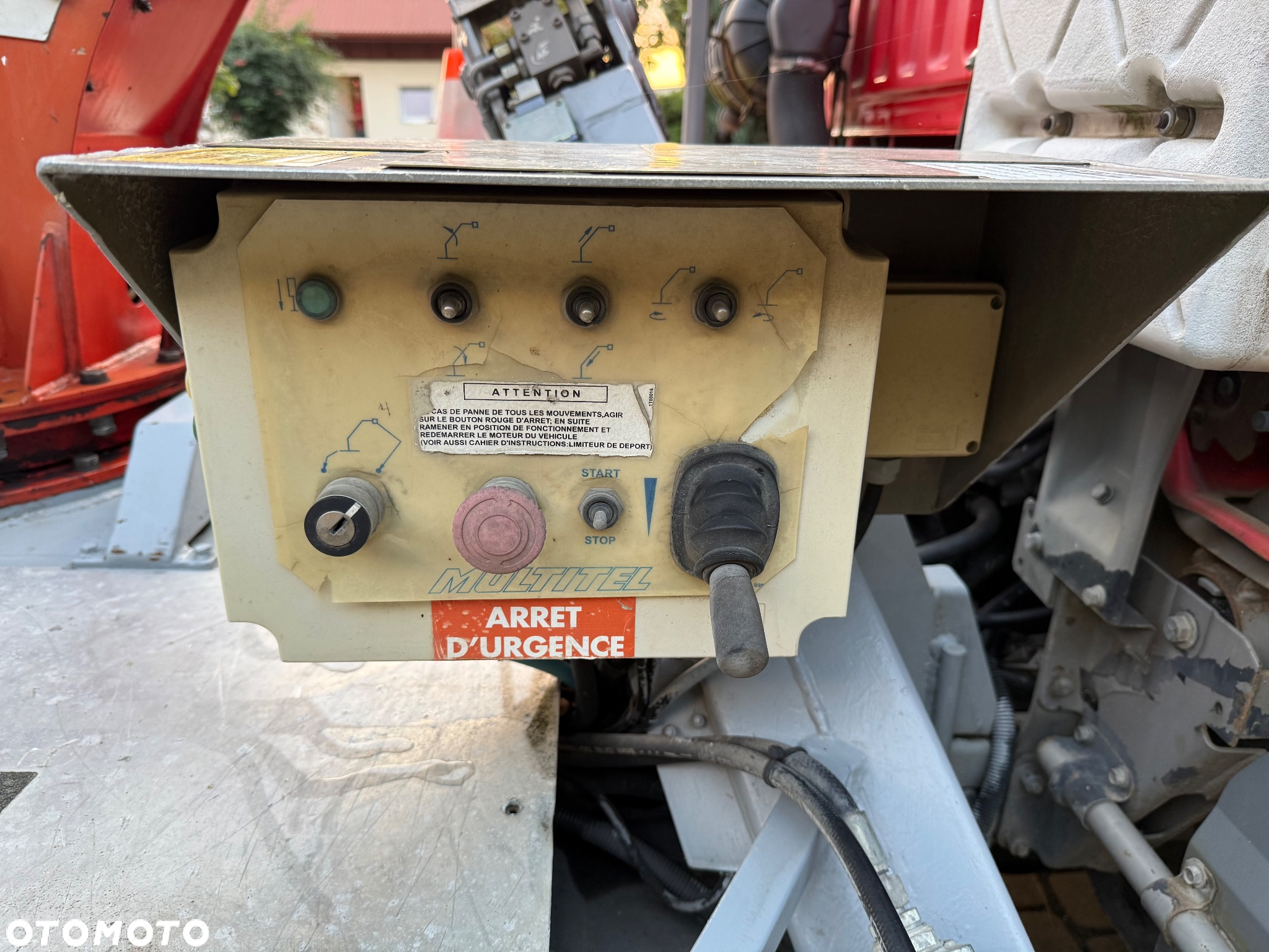 Nissan Cabstar Multitel EC20 - 11