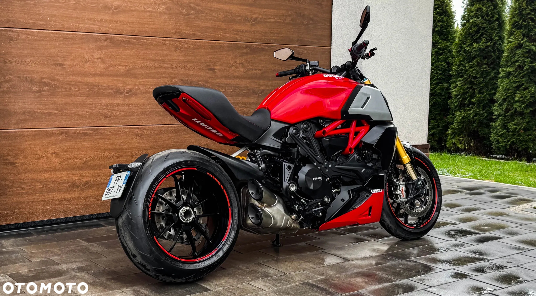 Ducati Diavel - 2