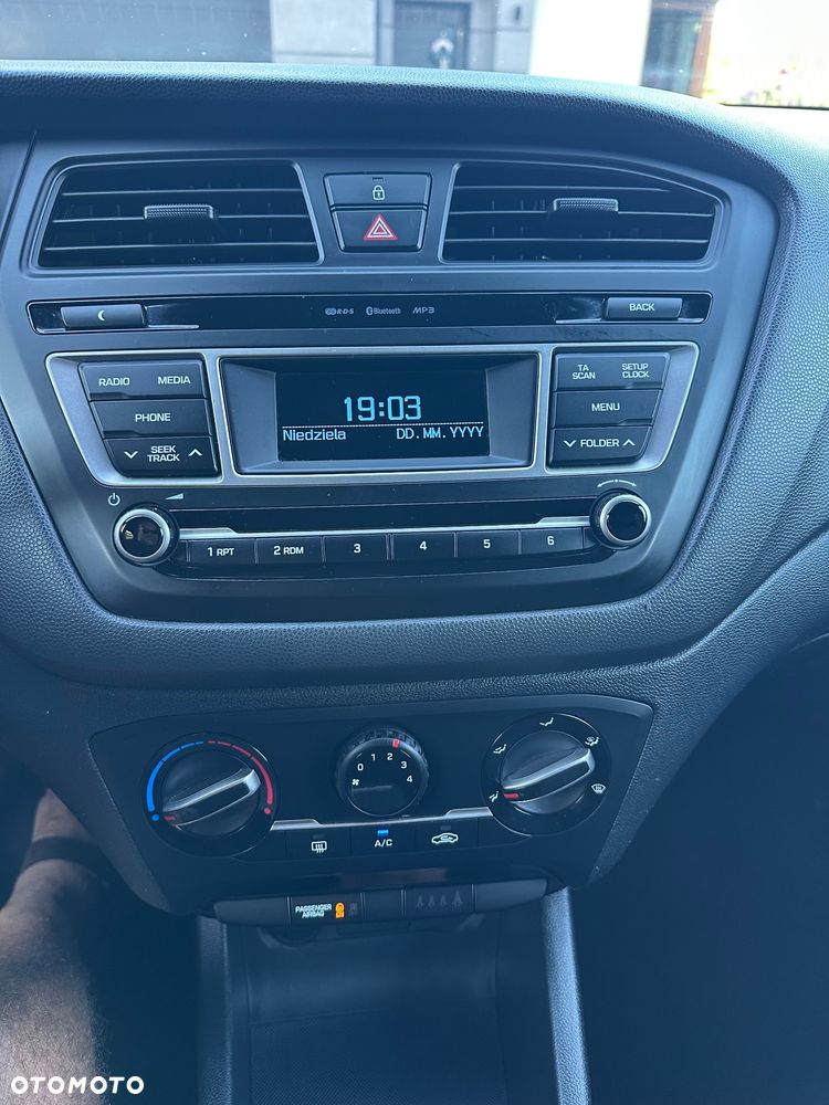 Hyundai i20 - 9