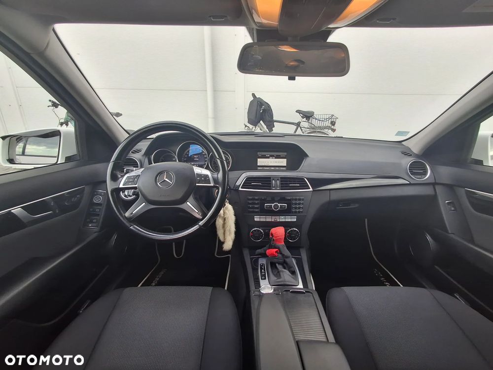 Mercedes-Benz Klasa C 180 7G-TRONIC - 10