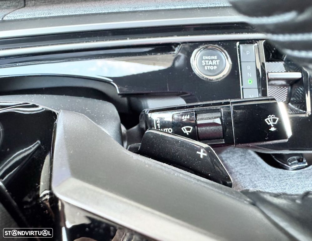 Peugeot 3008 1.2 Hybrid Allure e-DCS6 - 12