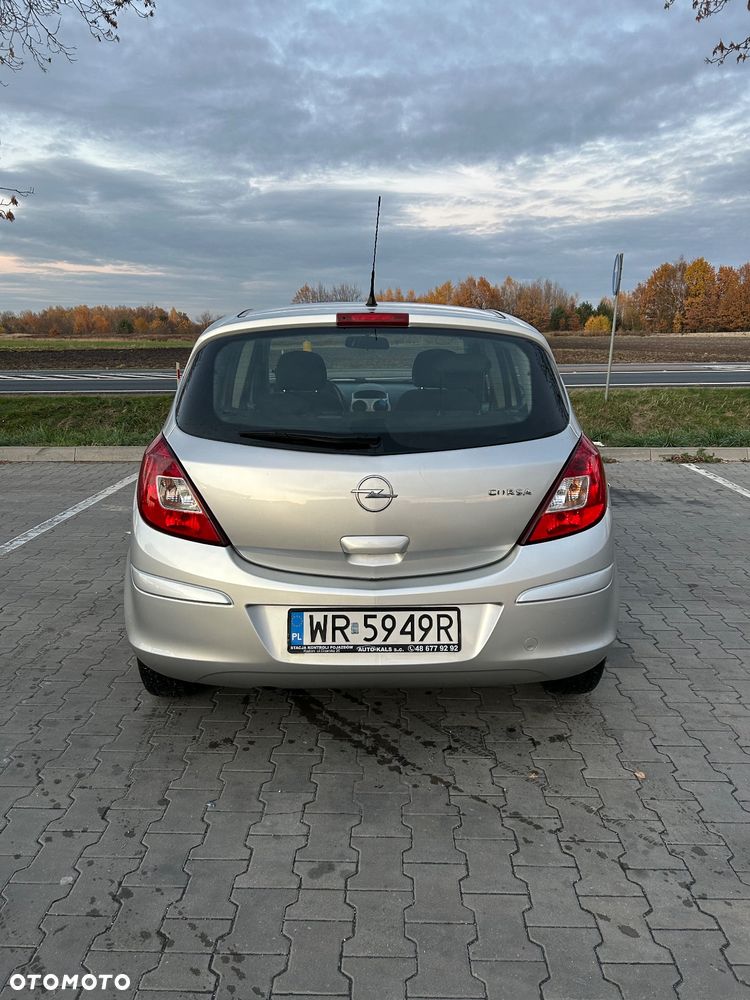 Opel Corsa - 4