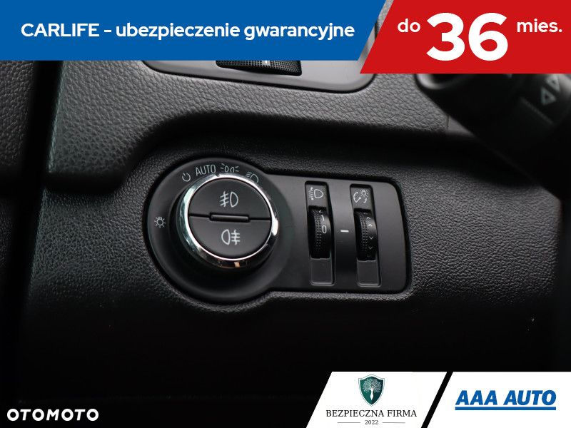 Opel Insignia - 18