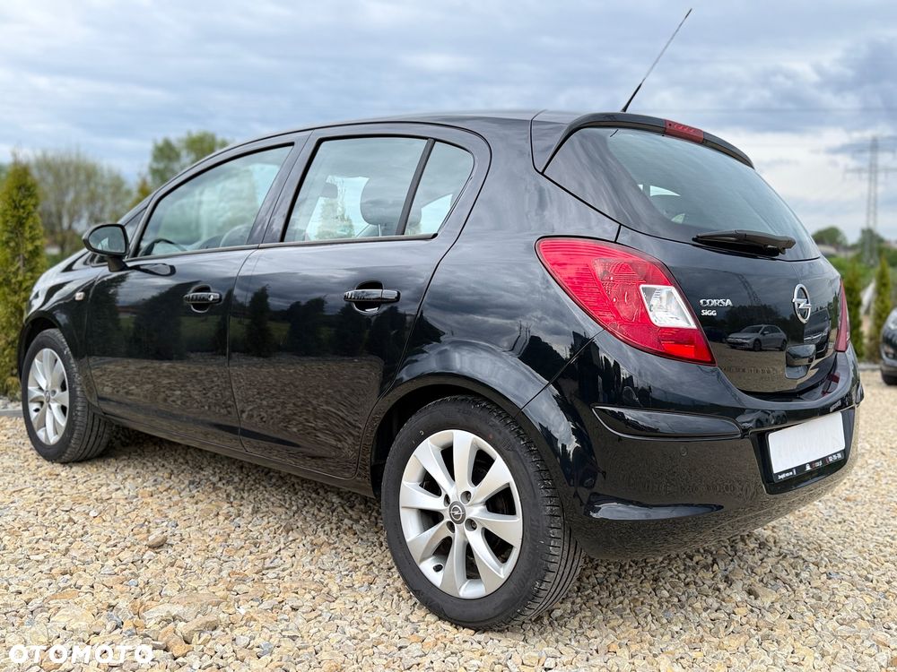 Opel Corsa 1.4 16V EcoFLEX Start-Stop 150 Jahre - 39
