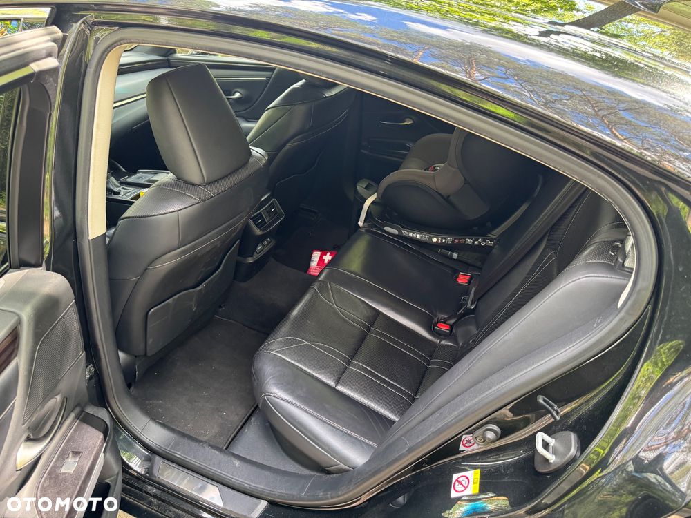 Lexus ES 300h Luxury Line - 18