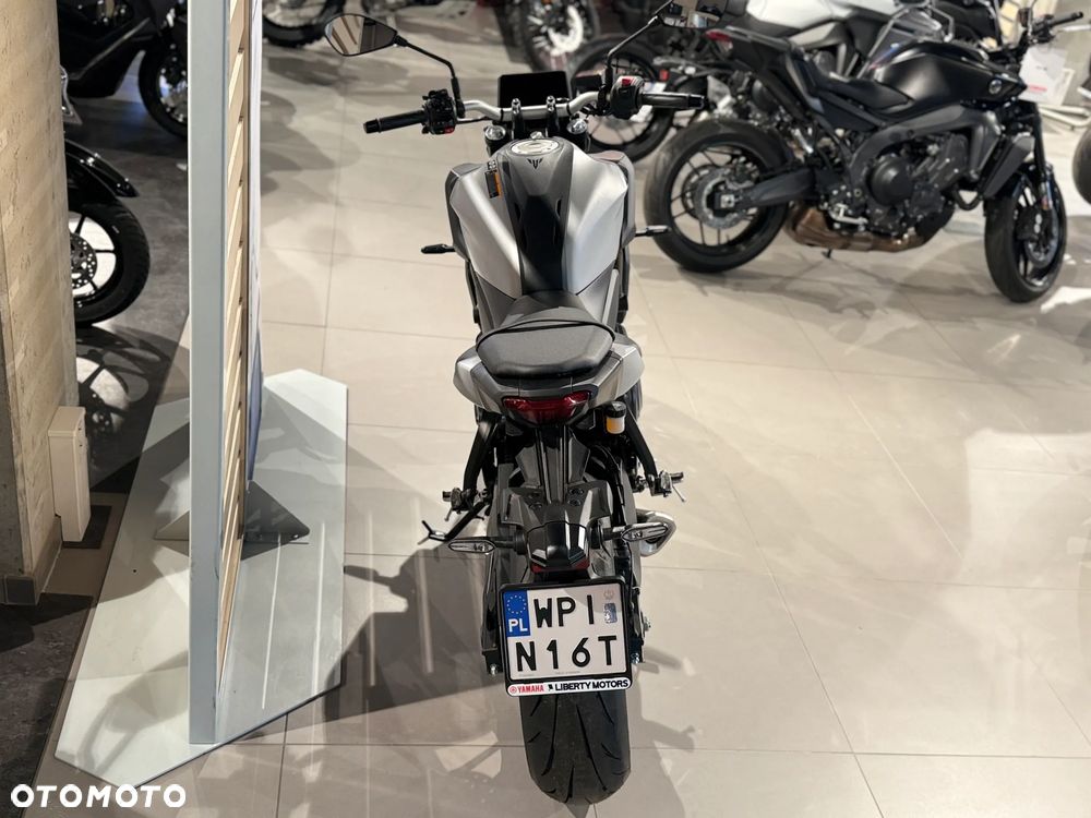 Yamaha MT - 13