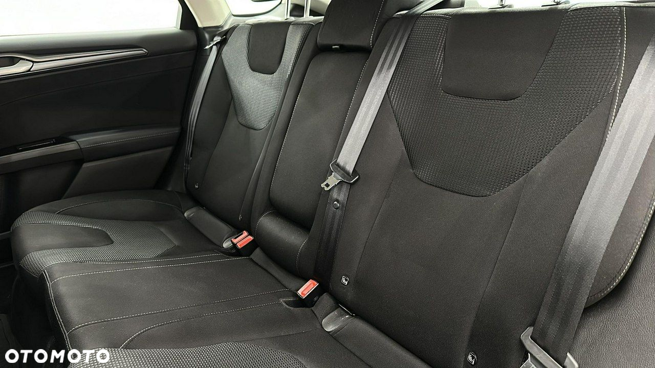 Ford Mondeo - 13
