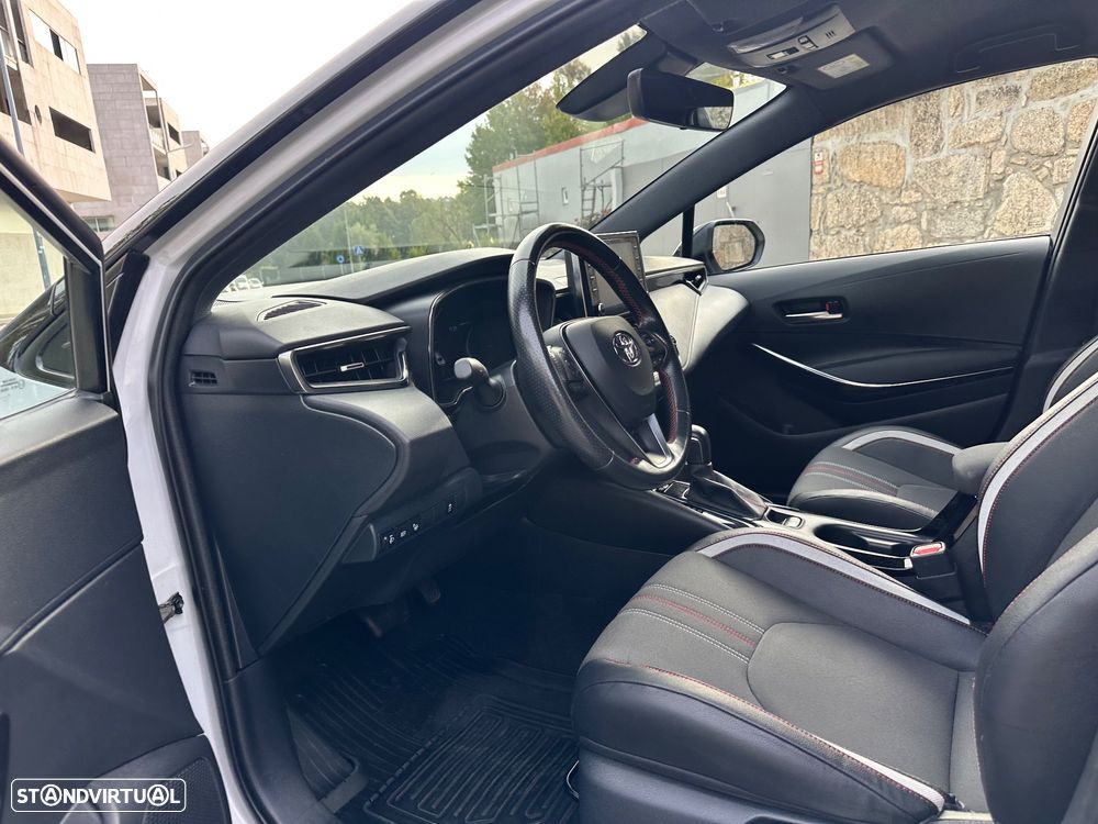 Toyota Corolla 1.8 Hybrid GR-Sport - 31