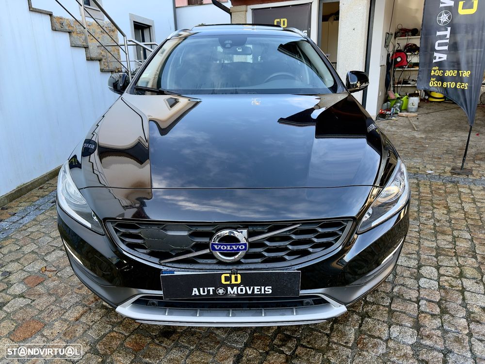 Volvo V60 Cross Country 2.0 D3 Momentum - 24