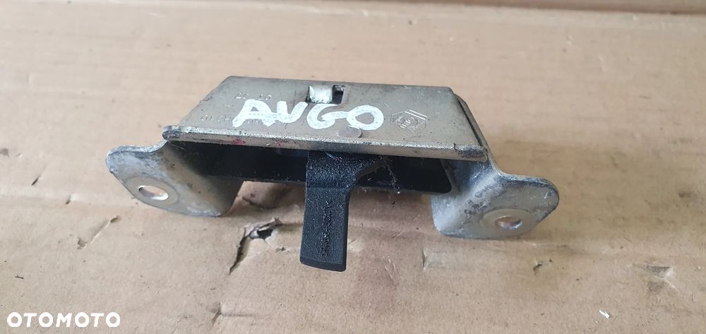 Zamek klapy bagażnika Toyota Aygo 69350-0H010 - 3