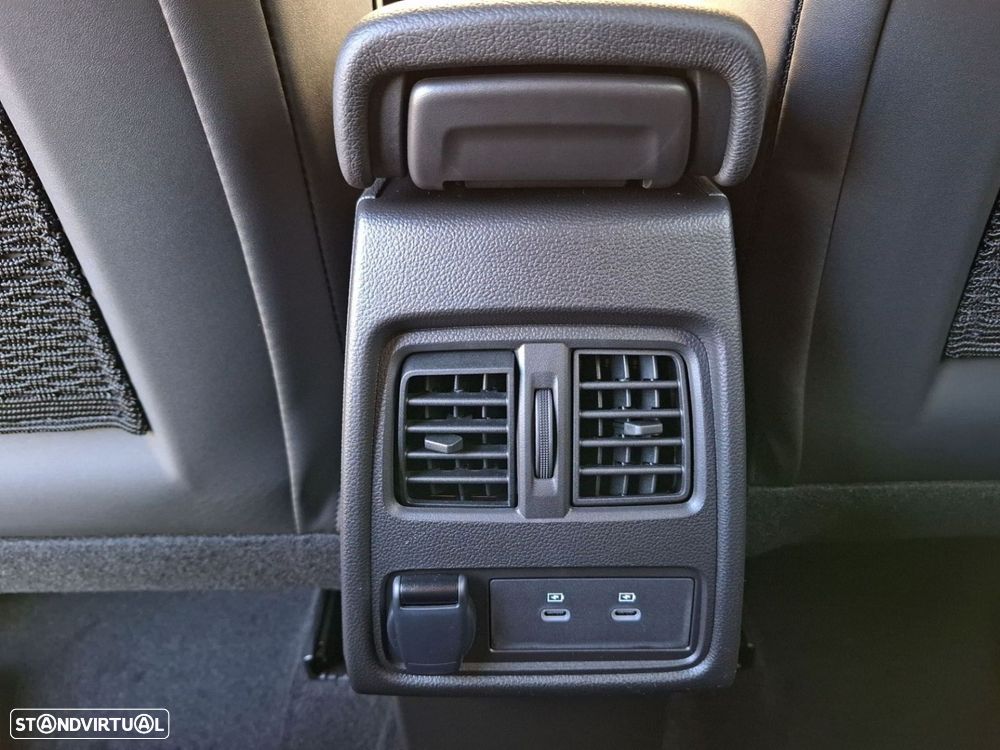 Renault Captur 1.0 TCe Techno - 24