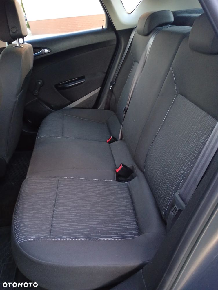 Opel Astra 1.6 Enjoy EU6 - 18