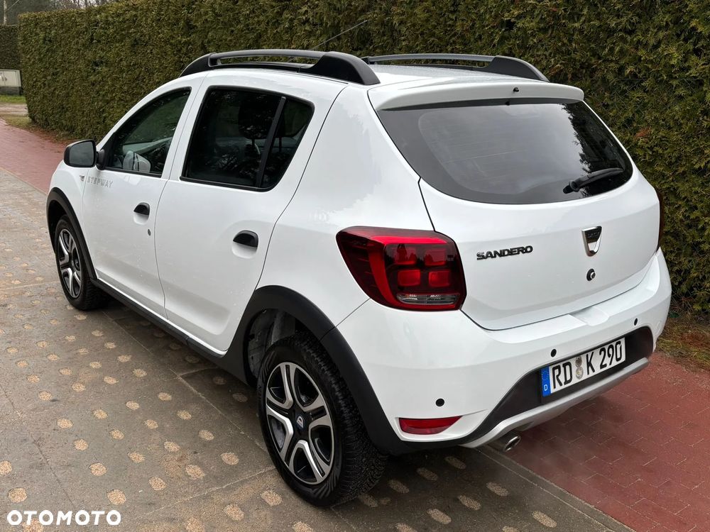 Dacia Sandero Stepway 0.9 TCe Laureate S&S - 3