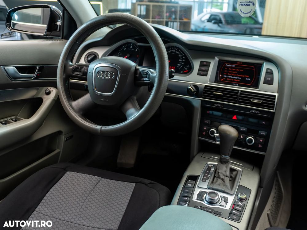 Audi A6 2.7 TDI DPF Avant quattro Aut - 39