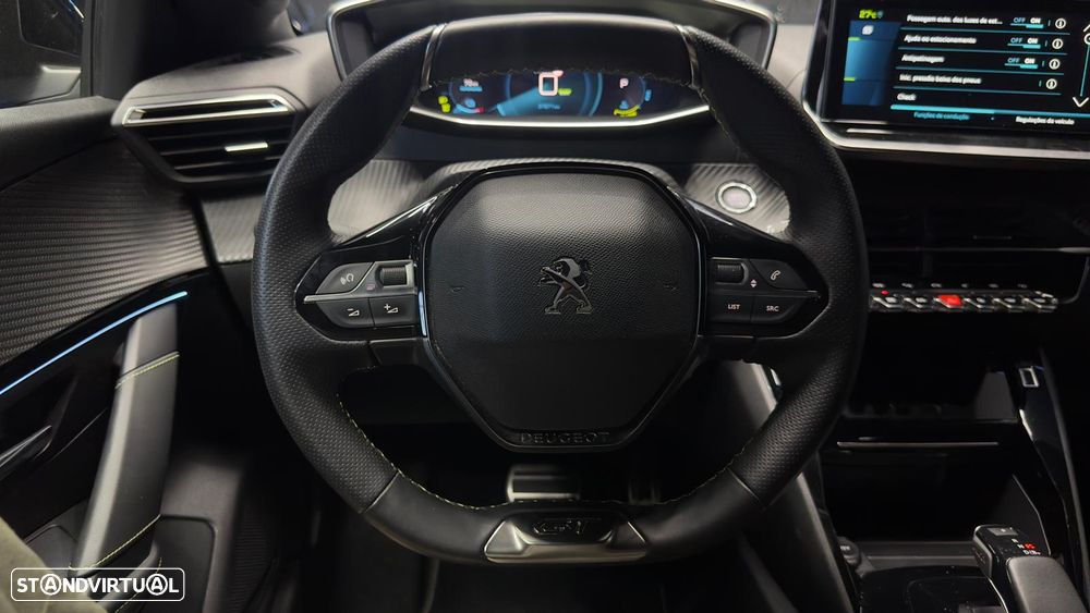 Peugeot e-208 GT - 55