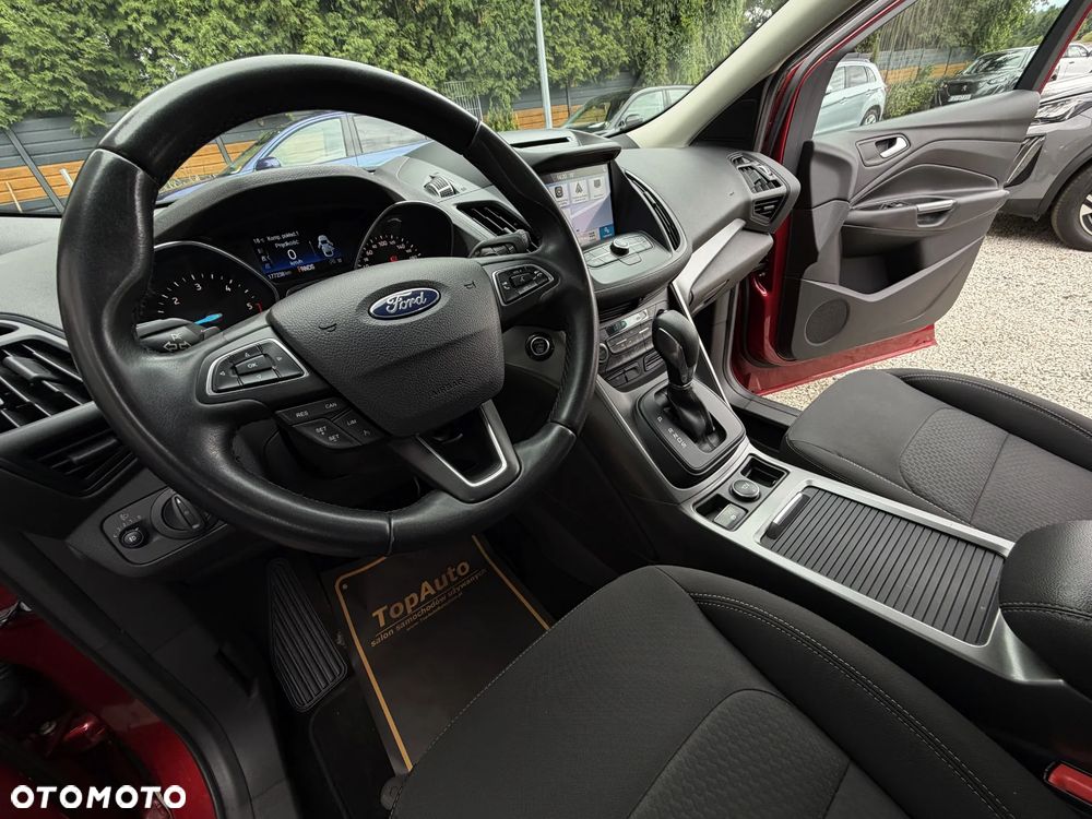 Ford Kuga 2.0 TDCi 2x4 Titanium - 19