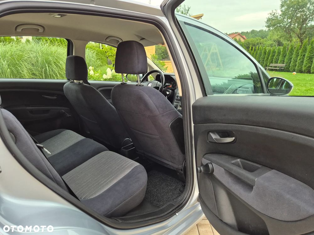 Fiat Grande Punto 1.4 T-Jet 16V Dynamic - 24