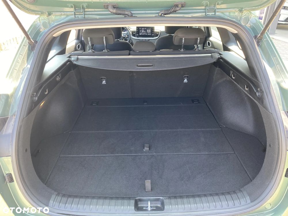 Kia Ceed 1.5 T-GDI M DCT - 16