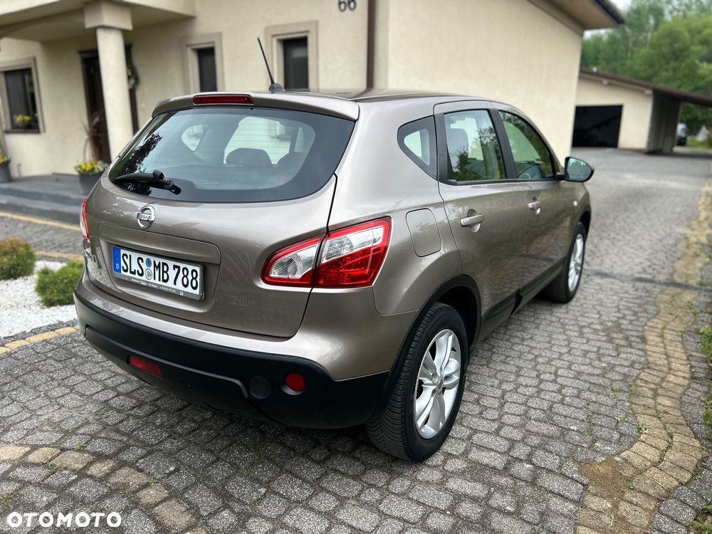 Nissan Qashqai 2.0 Acenta - 10